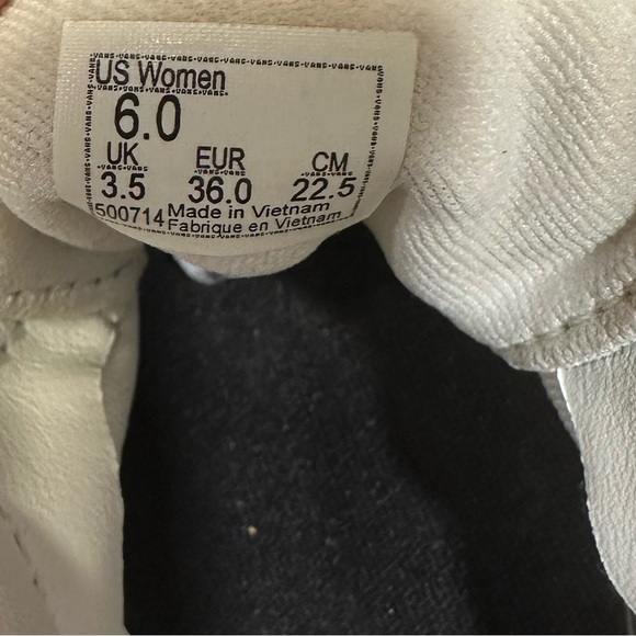 Vans Monochrome Skate Shoes - Picture 7 of 7